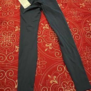 Lululemon Winder Under HR Tight sz. 4